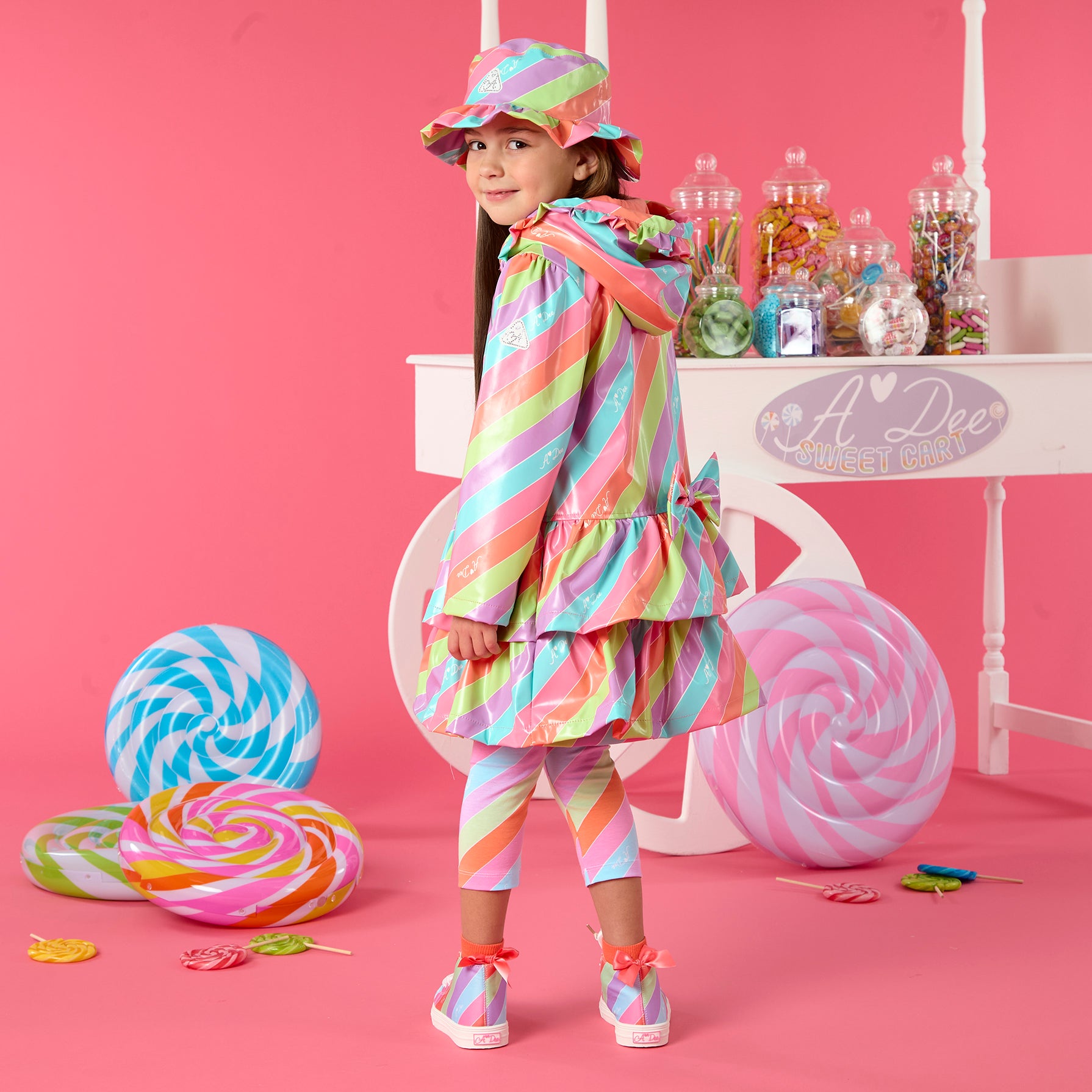 ADEE Stripe Bucket Hat ADEE Stripe Bucket Hat
