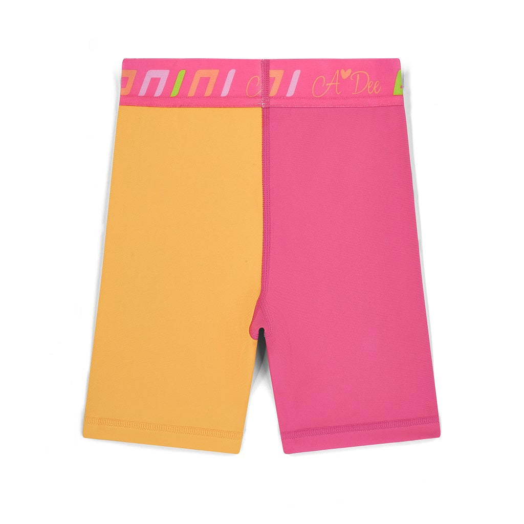 BONINI by ADee The Spin cycling shorts are made from our signature fabric, a blend of polyester and elastane for ultimate stretch and comfort, it features a colour block design and a branded tape waistband. Hot Pink