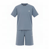 C.P. COMPANY Boys Cotton Jersey T-shirt with matching shorts
T-SHIRT Ribbed crewneck, chest printed logo. Silver Blue