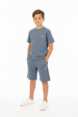 C.P. COMPANY Boys Cotton Jersey T-shirt with matching shorts
T-SHIRT Ribbed crewneck, chest printed logo. Silver Blue