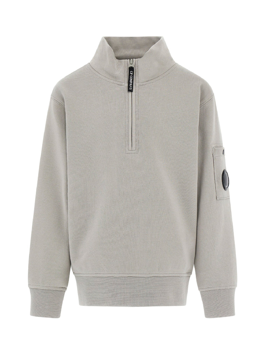 C.P. Company kids' U16 diagonal fleece half zip closure, high neck sweatshirt with iconic lens detail, ribbed texture, and reinforced cuffs and hem. Regular fit for everyday versatility. Smoke Grey