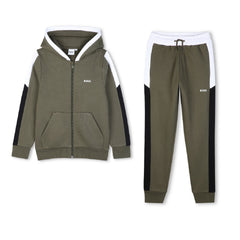Hooded jogging cardigan in brushed fleece with color blocks. Zip closure with pockets. BOSS logo on chest. BOSS reef on side. Jogging pants in brushed fleece with color blocks. Elasticated waistband with drawcord. 2 side pockets. Printed BOSS logo under pocket. BOSS reef on back waistband. TAPERED FIT