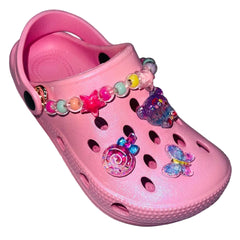 Sparkly rose pink sandals with gorgeous gems! LELLI KELLY's Melody clogs are comfy and magical, perfect for kids who love to shine