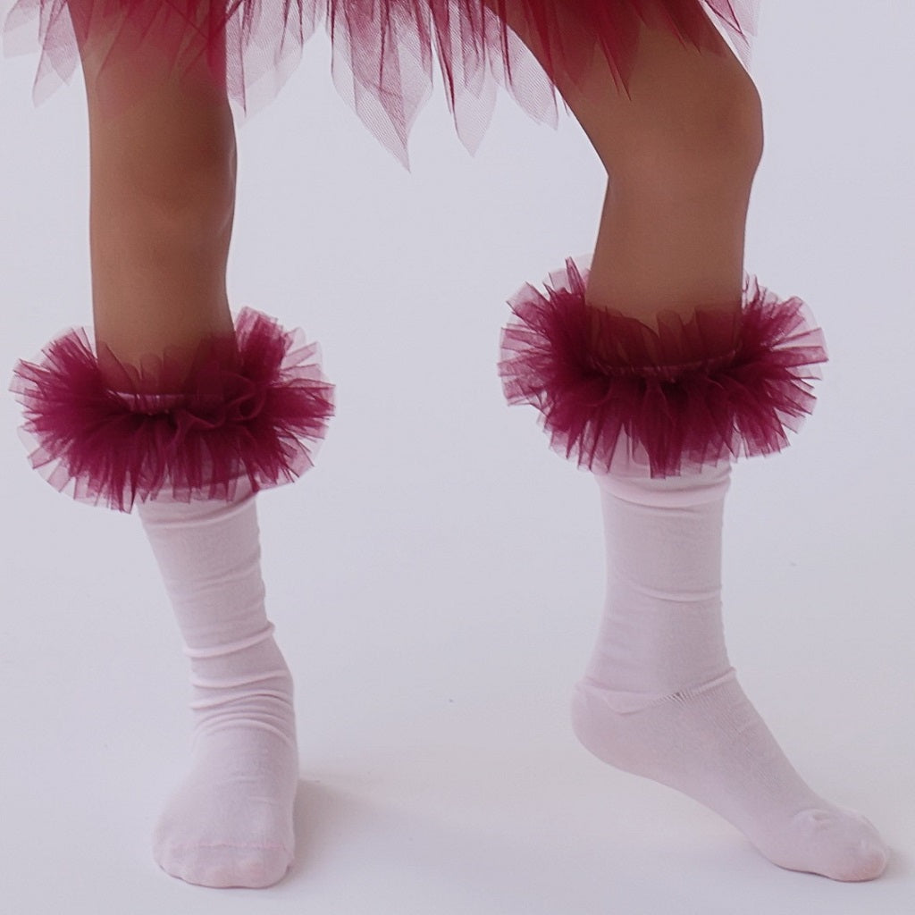 DAGA Fashion Street Knee High Socks DAGA Fashion Street Knee High Socks