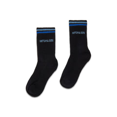 MITCH & SON The Will socks offer a comfortable stretch fit with contrast stripe accents. Finished with signature logo detailing for everyday wear. Black