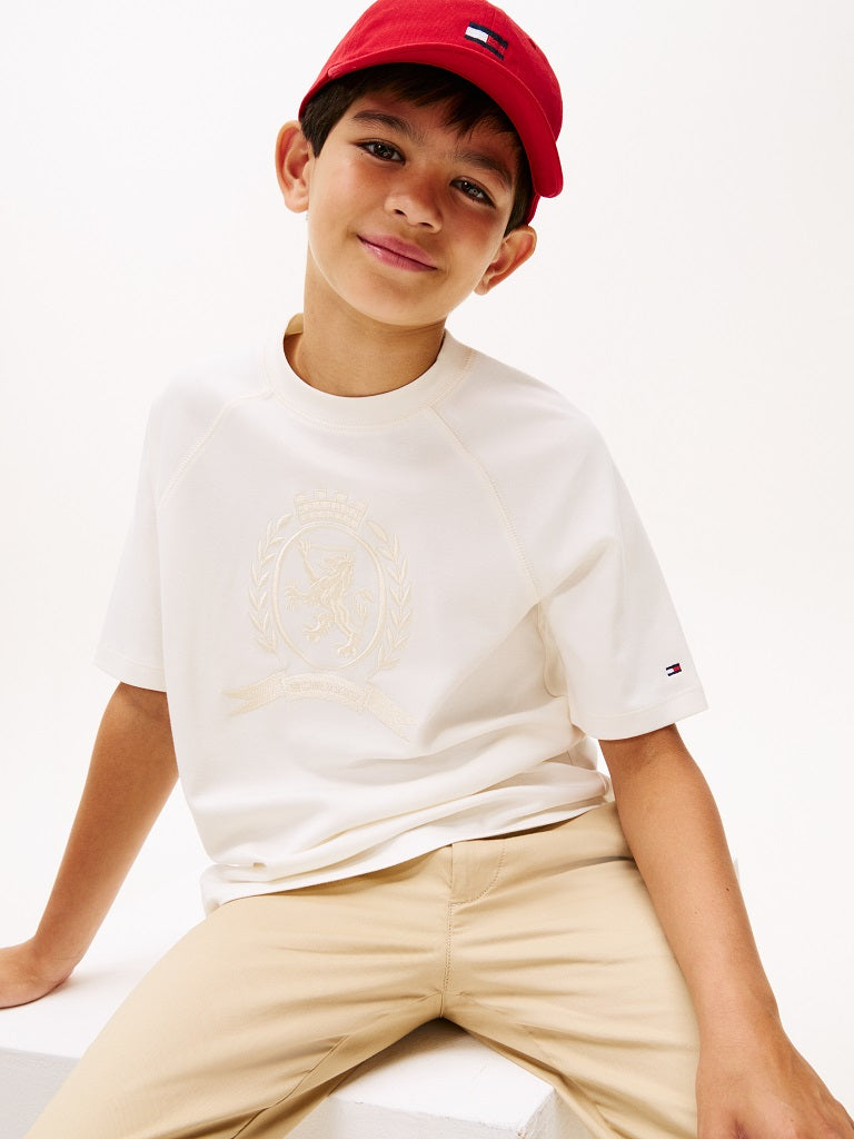 TOMMY HILFIGER Tonal Crest Graphic T-Shirt TOMMY HILFIGER Tonal Crest Graphic T-Shirt