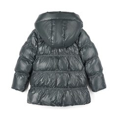 ADEE BTS The Luna padded jacket features cute heart shaped pockets on the front and diamante badge on one sleeve. Complete with full hood and branded zip fastening. Dark Grey