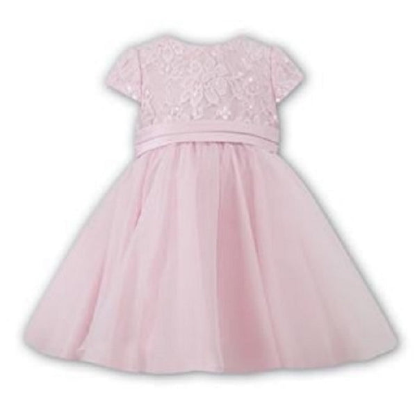 Pink tulle ballerina length dress. Ceremonial Ballerina Dress with shont-sleeves, hand-embroidered bodice. A elegant skirt with a underskirt for that extra volume and a Satin Ribbon at the waist.