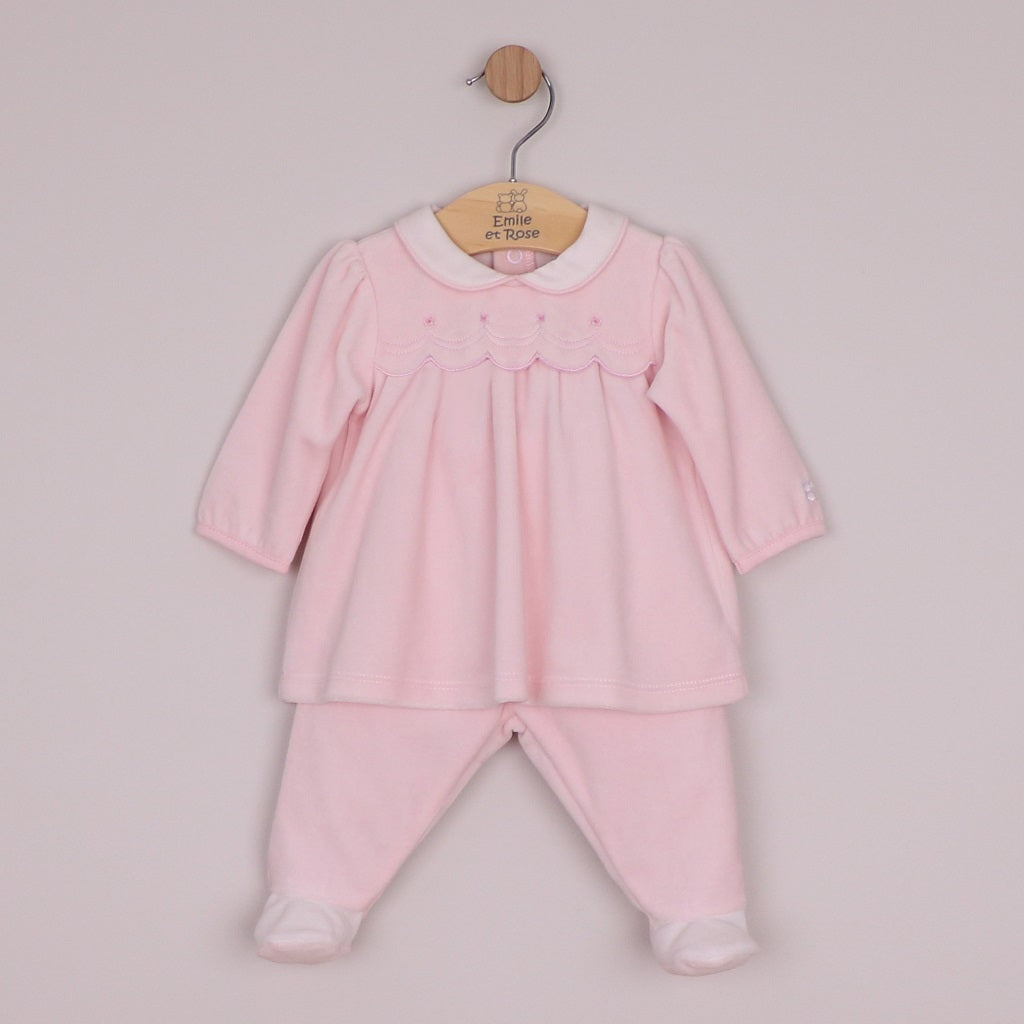 EMILE et ROSE cosy velour 2pc, is Michelle. This top has a pretty flower embroidered scallop hem adorning the yoke overlay. The perfect curved white collar edged with pink piping co-ordinates beautifully with the white feet of the cosy foot-in leggings. 