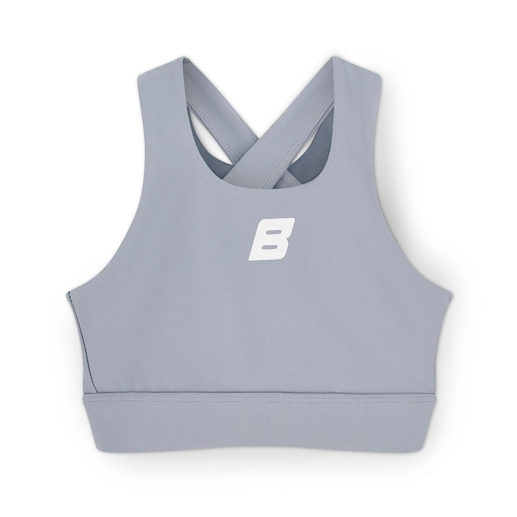 BONINI by ADee A sporty essential with a stylish edge, the Aspire Crop Top features a flattering cropped fit with statement cross-back straps. Finished with signature Bonini detailing, it’s perfect for layering or pairing with matching pieces for a coordinated look.
Grey Mist