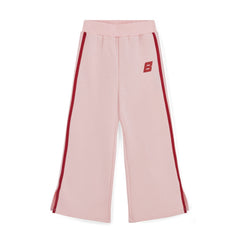 BONINI by ADee A modern take on a casual staple, the Revive Wide Leg Joggers feature a relaxed fit with a flattering silhouette. Finished with signature Bonini branding, they’re ideal for effortless everyday styling. Light Pink