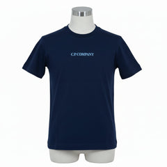 C.P. COMPANY Boys Cotton short sleeved t-shirt. Chest and back with printed logo, ribbed crewneck.&nbsp; Maxi Fit. Total Eclipse Blue