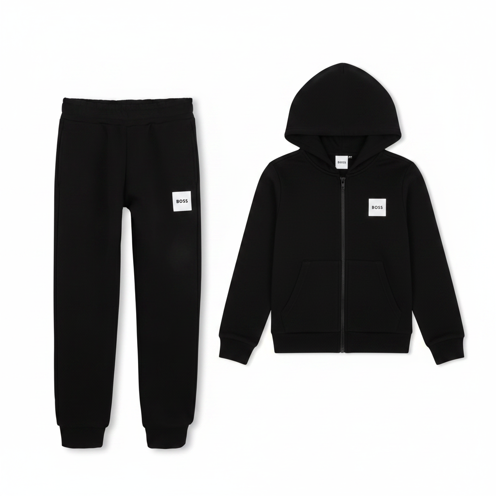 Hooded jogging cardigan in brushed fleece. Zipper closure with side pockets. BOSS woven label on chest. Paired with Jogging pants in brushed fleece. Elasticated waistband. 2 side pockets. Woven BOSS label under pocket. REGULAR FIT Black