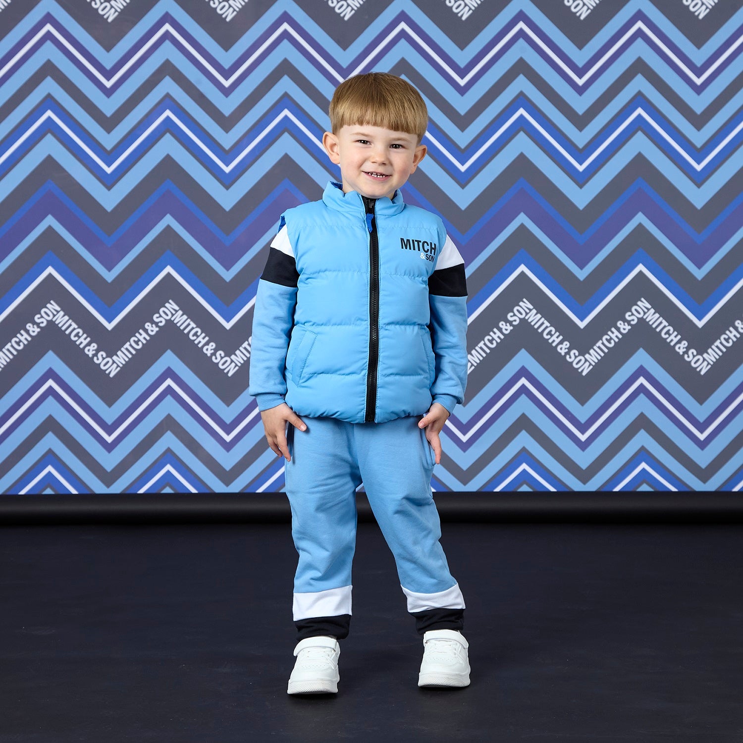 MITCH & SON Winter Chevron. The Wesley gilet features a reversible design with two contrasting looks