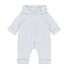 Pastels & Co - Herringbone Smash Story. The Brookly Pramsuit in soft pale blue offers timeless elegance for baby boys.