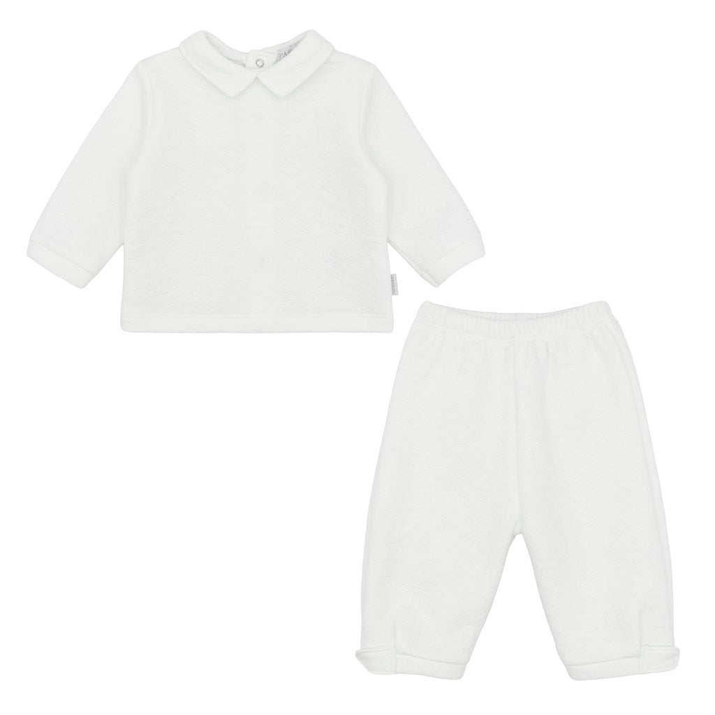Pastels & Co - Teddybear Story. The Baloo leisure set in soft ivory timeless elegance for baby boys.