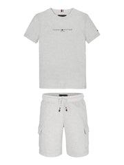 TOMMY HILFIGER T-Shirt & Cargo Shorts