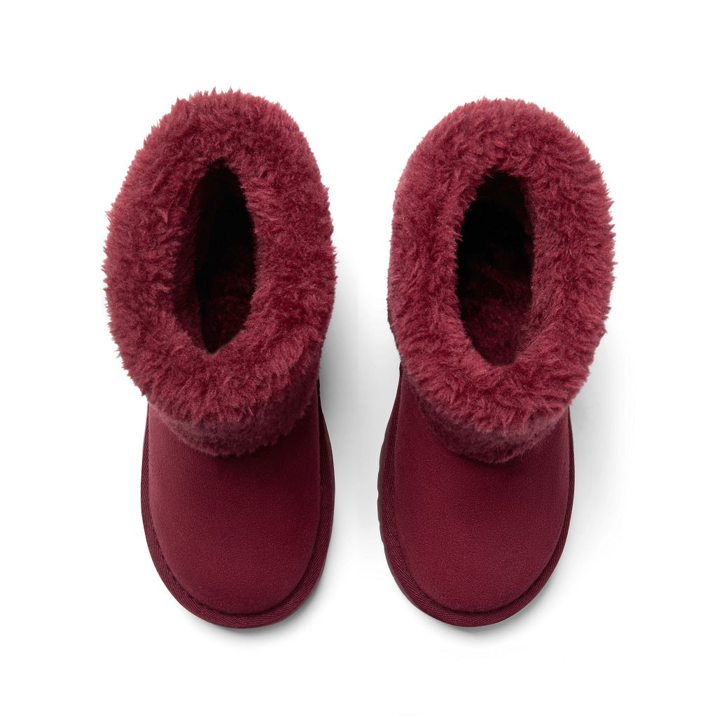 ADEE The Fluffie boots are a cosy pull-on style, featuring a faux fur upper and chunky sole for all-day comfort. Deep Cherry