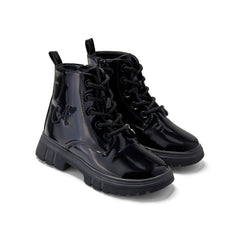 ADEE Go back to school in style with the black Selene boot. Featuring branding embroidered branding and lace up fastening. Finished with non-slip rubber soles.
